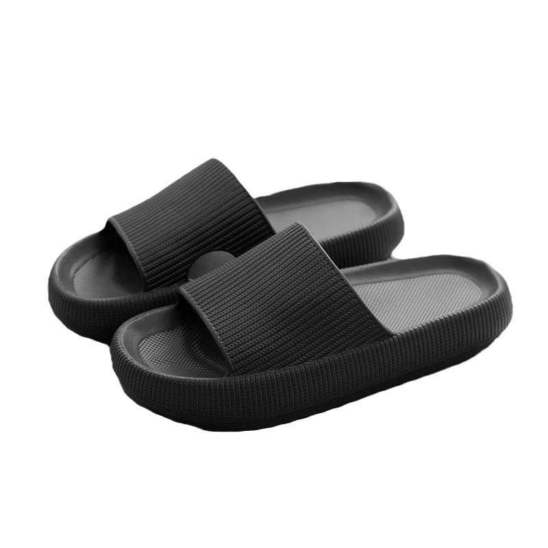 Pantoufles Ă  fond souple en EVA