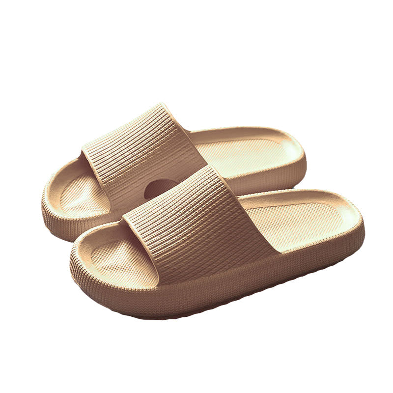 Pantoufles Ă  fond souple en EVA