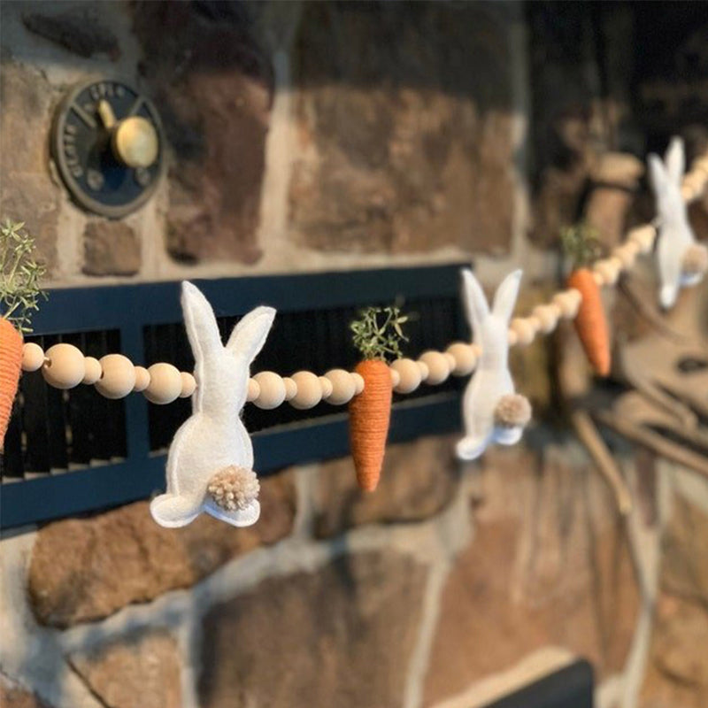 Couronne de carottes et de lapin de PĂąques