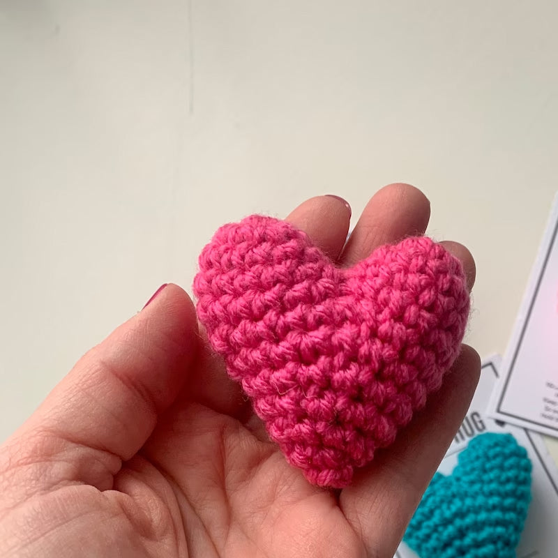 Pocket Hug Coeur au crochet Petit cadeau