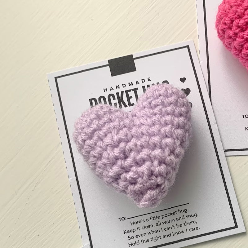 Pocket Hug Coeur au crochet Petit cadeau
