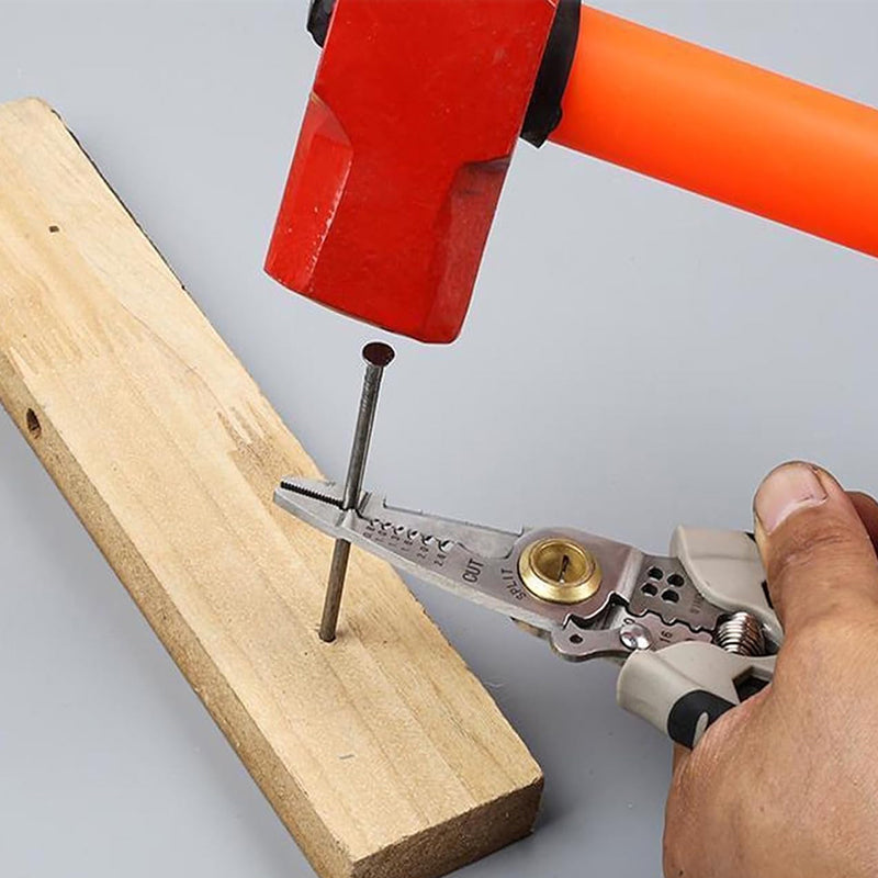 Pinces à dénuder pour électriciens