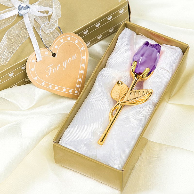 Kunstmatige rozentak met kristallen bloem