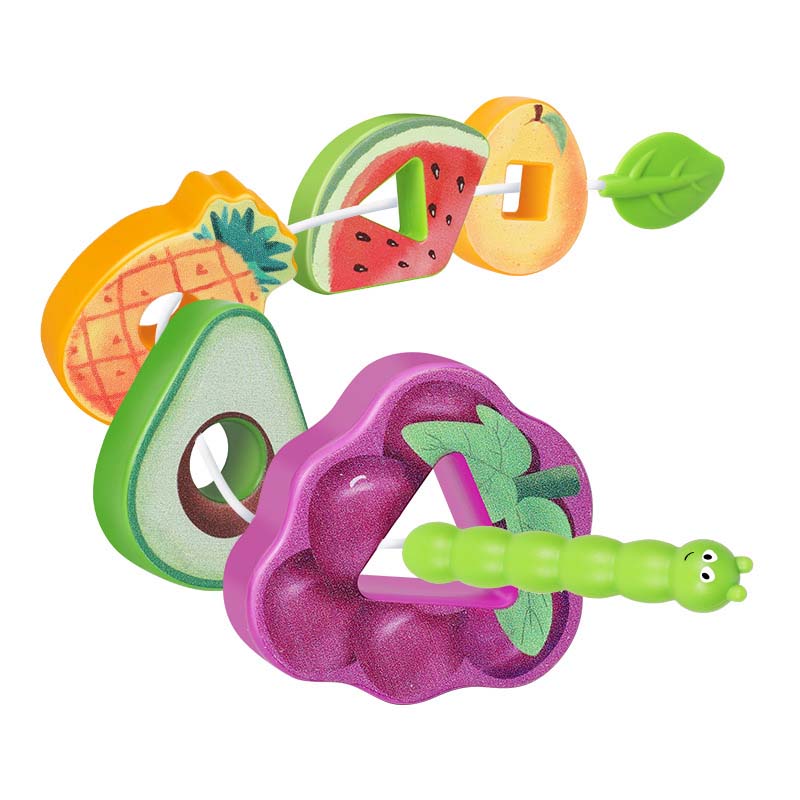 Jeu d'enfilage de fruits