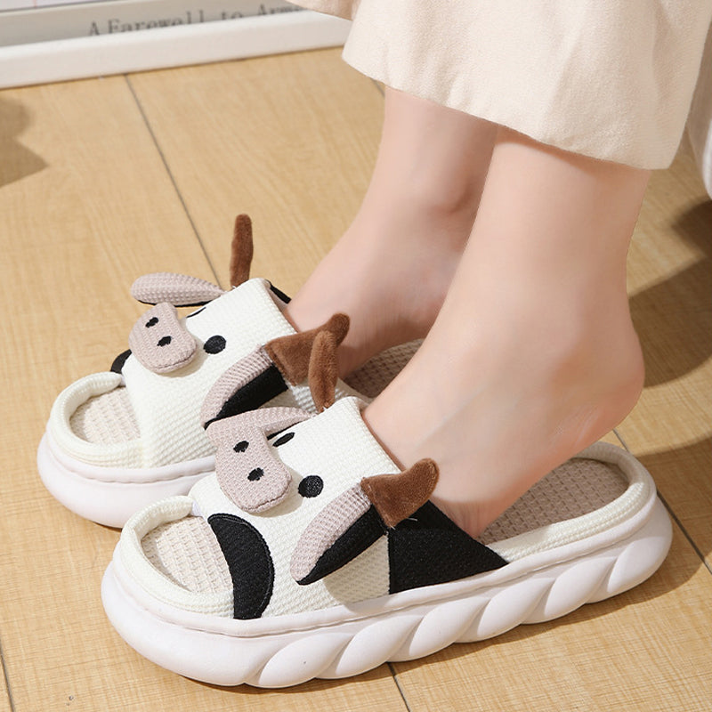 Pantoufles de vache mignonnes