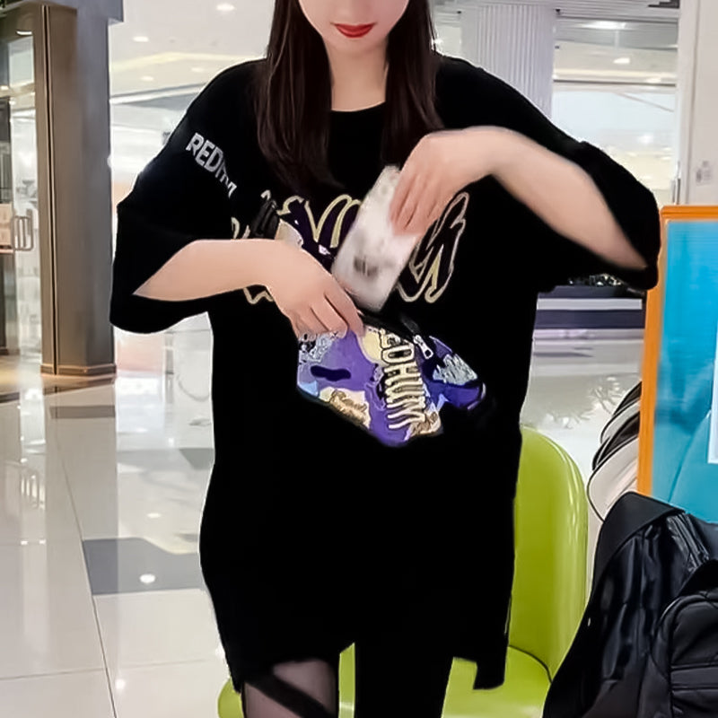 T-shirt à manches courtes avec sac à bandoulière unique pour femme avec poche zippée