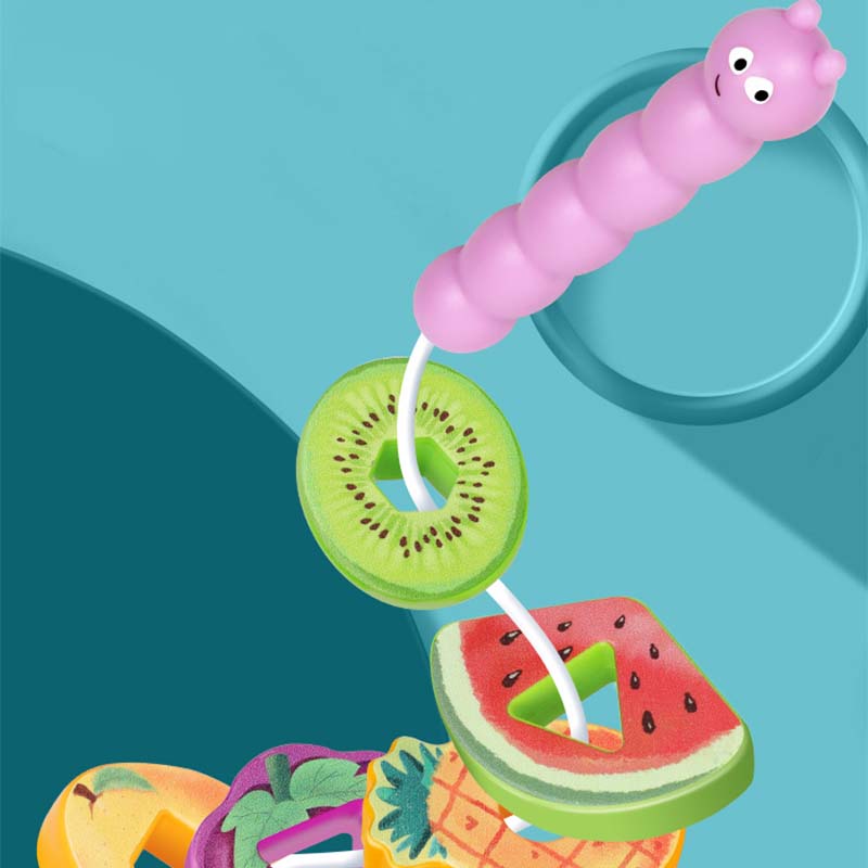 Jeu d'enfilage de fruits