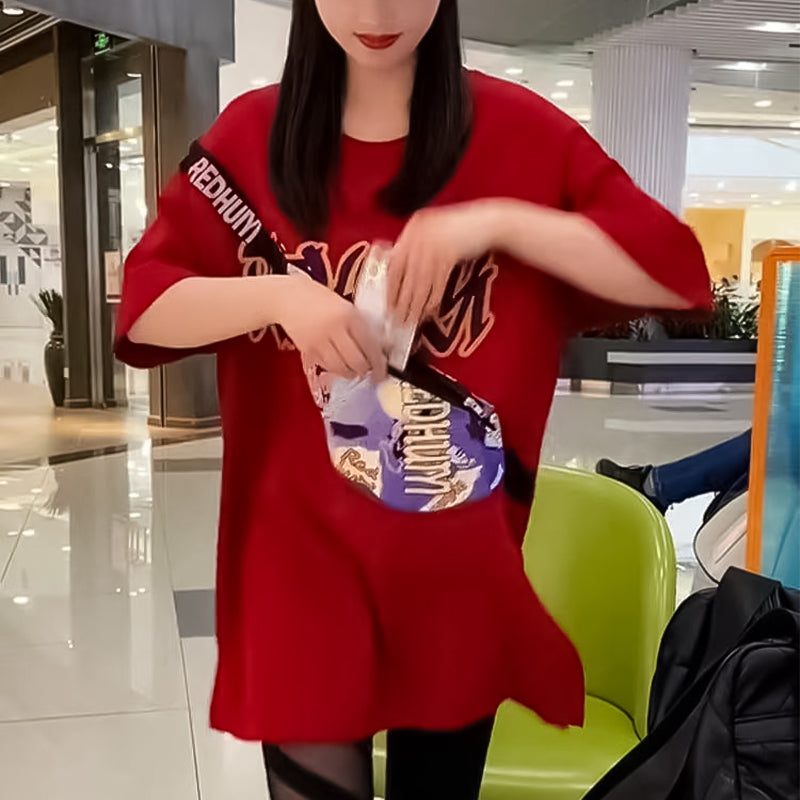 T-shirt à manches courtes avec sac à bandoulière unique pour femme avec poche zippée