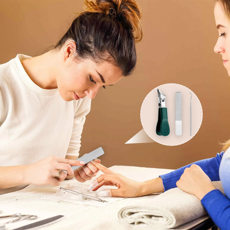 Drie sets afgeschuinde nagelknippers met adelaarsbek