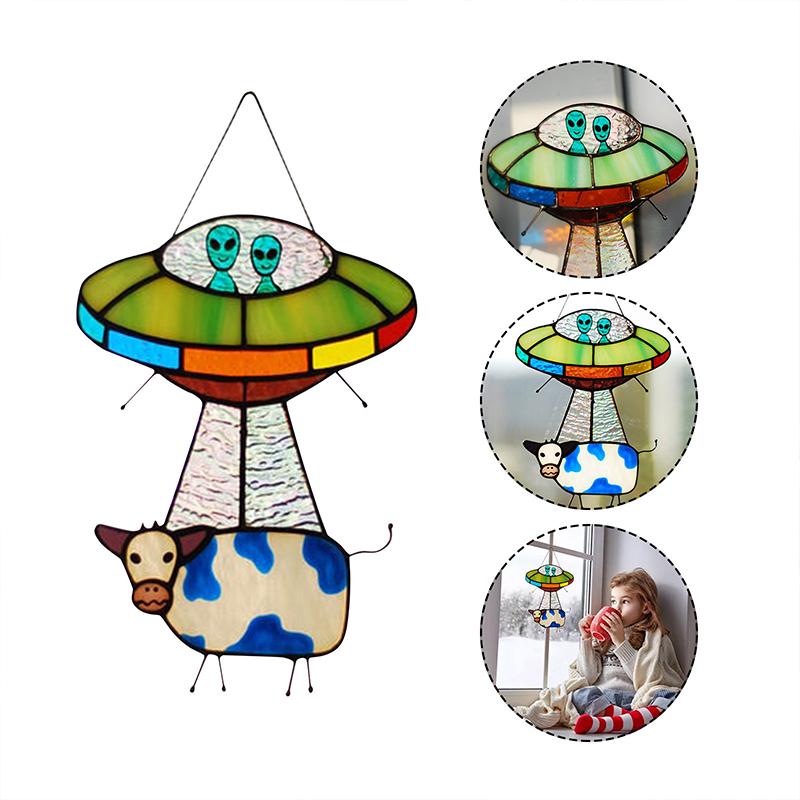 Creatieve buitenaardse koe hanger