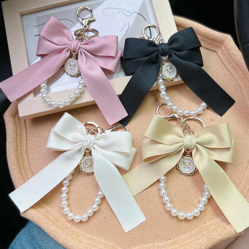 Porte-clés avec bracelet décoré de fausses perles