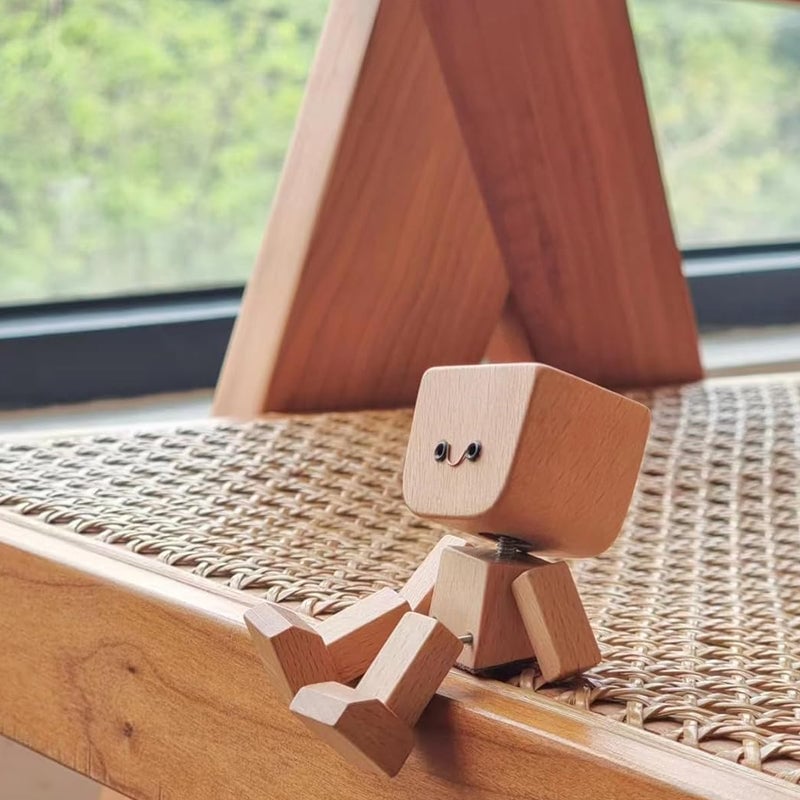 Figurine en bois vibrante