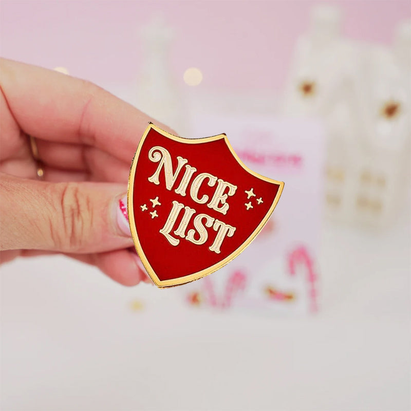 Nice List emaille speld
