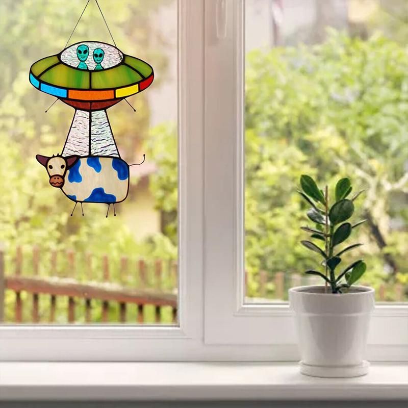 Creatieve buitenaardse koe hanger