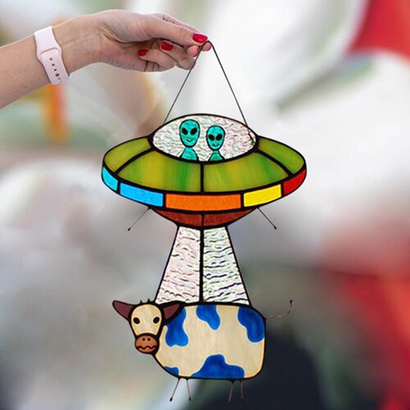 Creatieve buitenaardse koe hanger