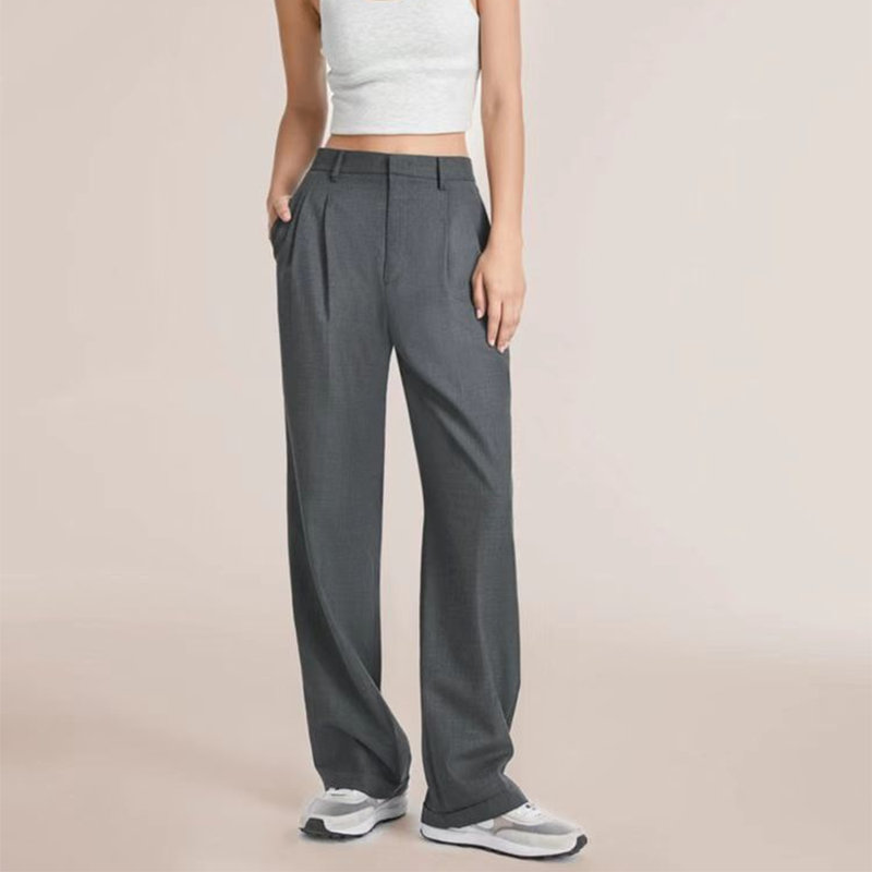 Pantalon confortable et ajusté à jambes larges