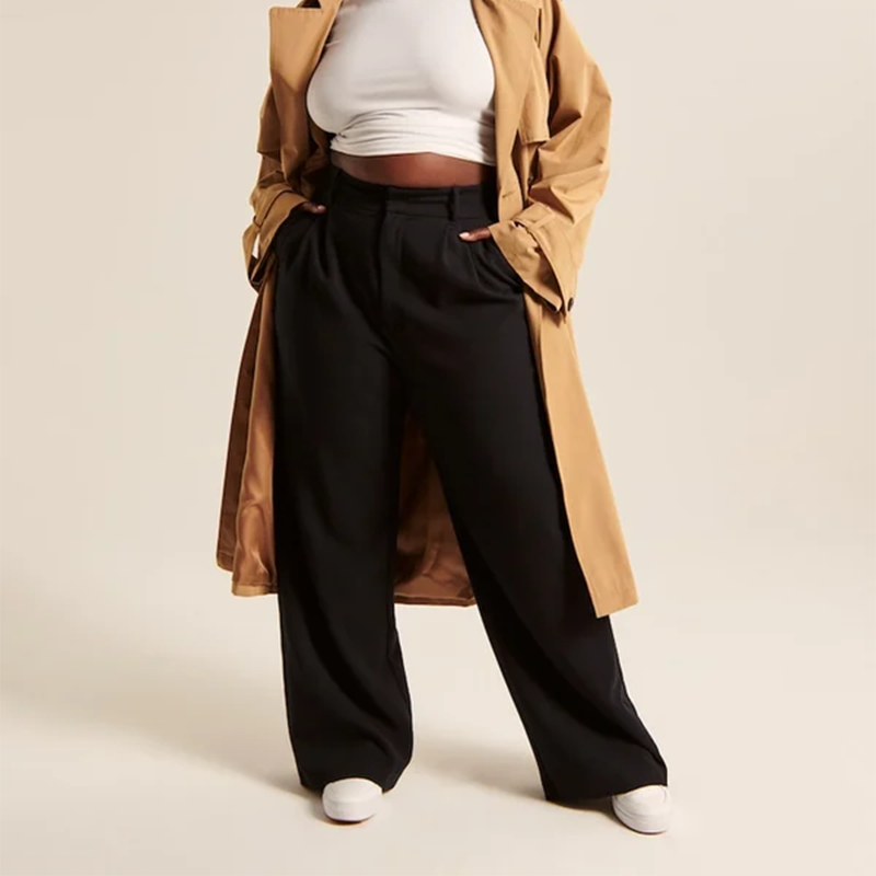 Pantalon confortable et ajusté à jambes larges