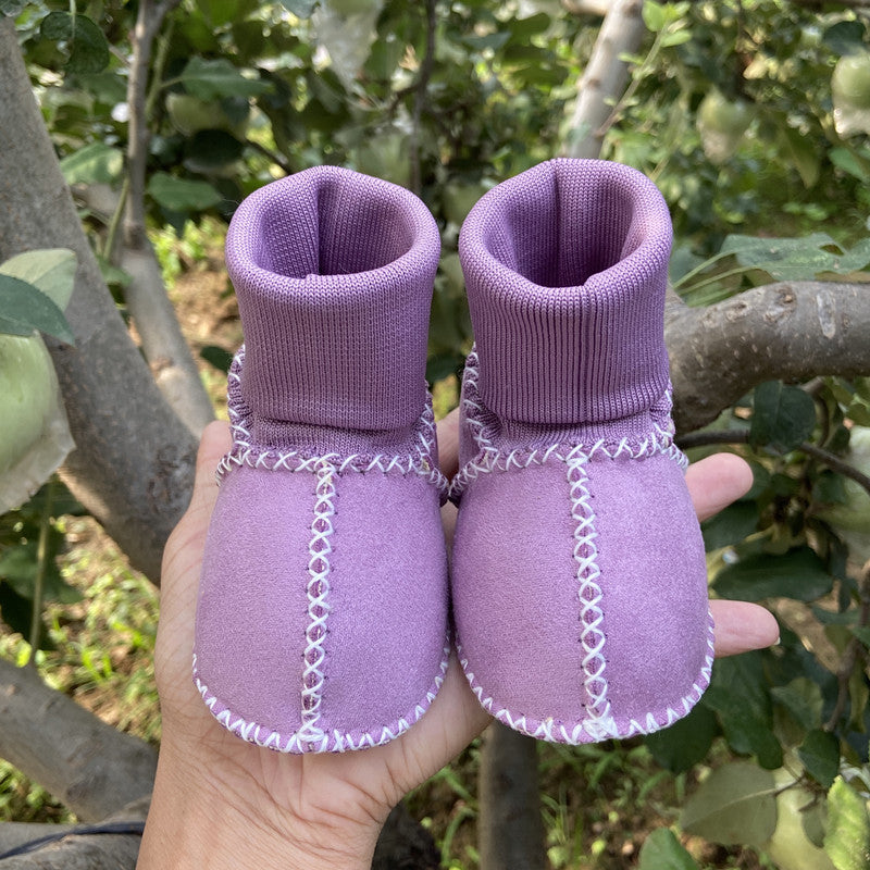 Chaussons doux pour bébé en peluche