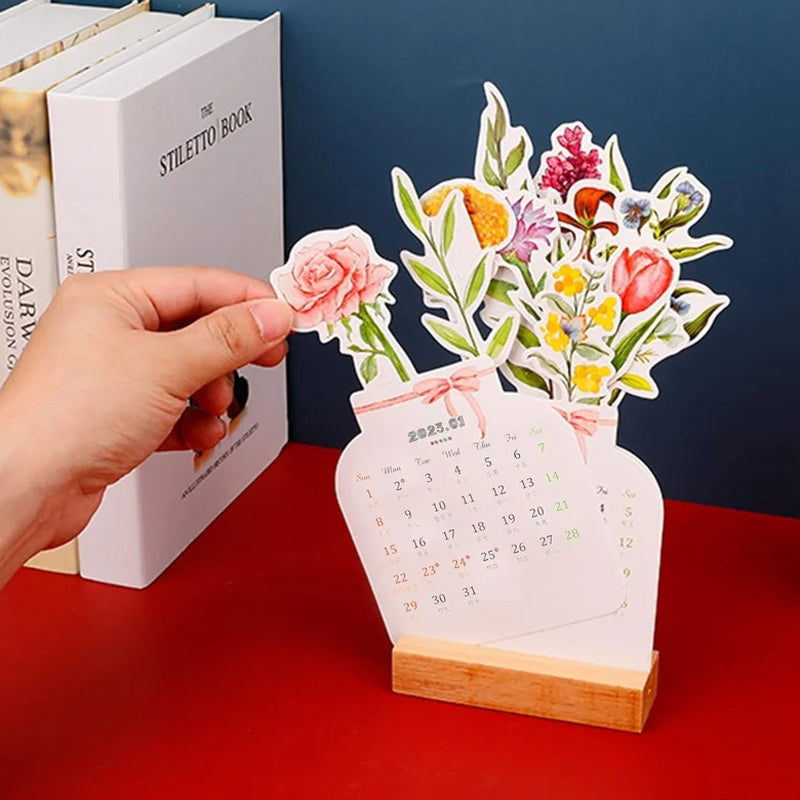 Calendrier de bureau 2024 avec cadre en bois
