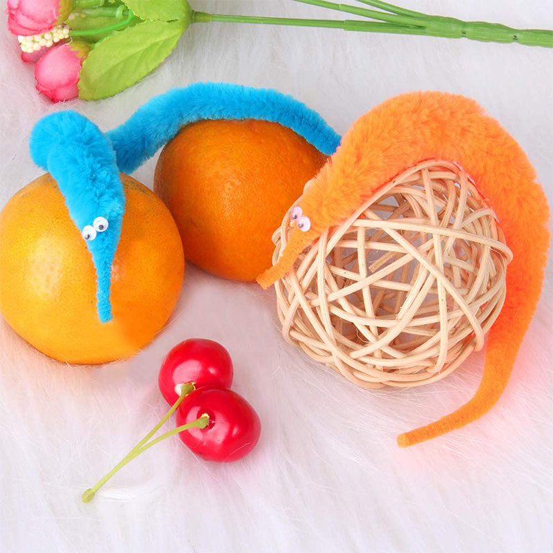 Jouets de vers flous et tordus