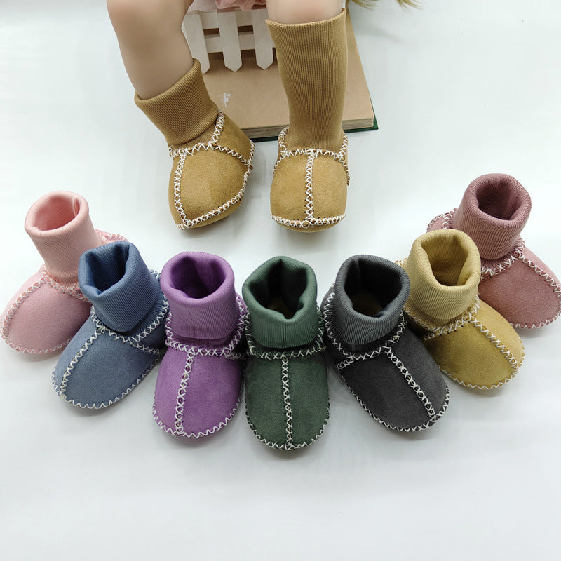 Chaussons doux pour bébé en peluche