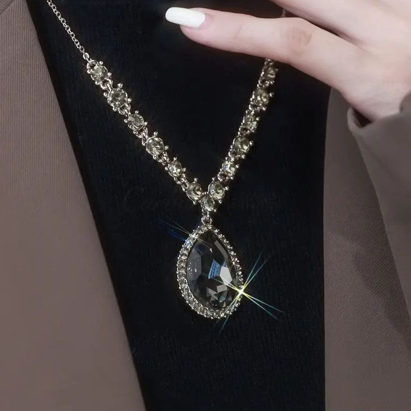 Collier en cristal super étincelant