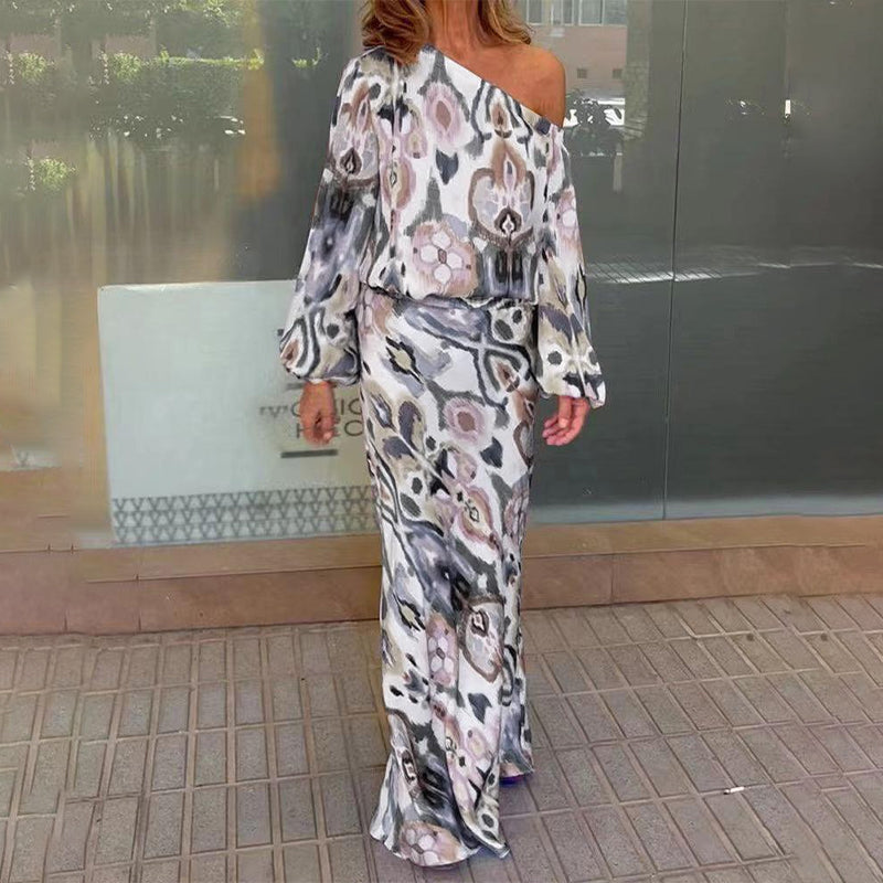 Ensemble de Robes Asymétriques au Motif Abstrait