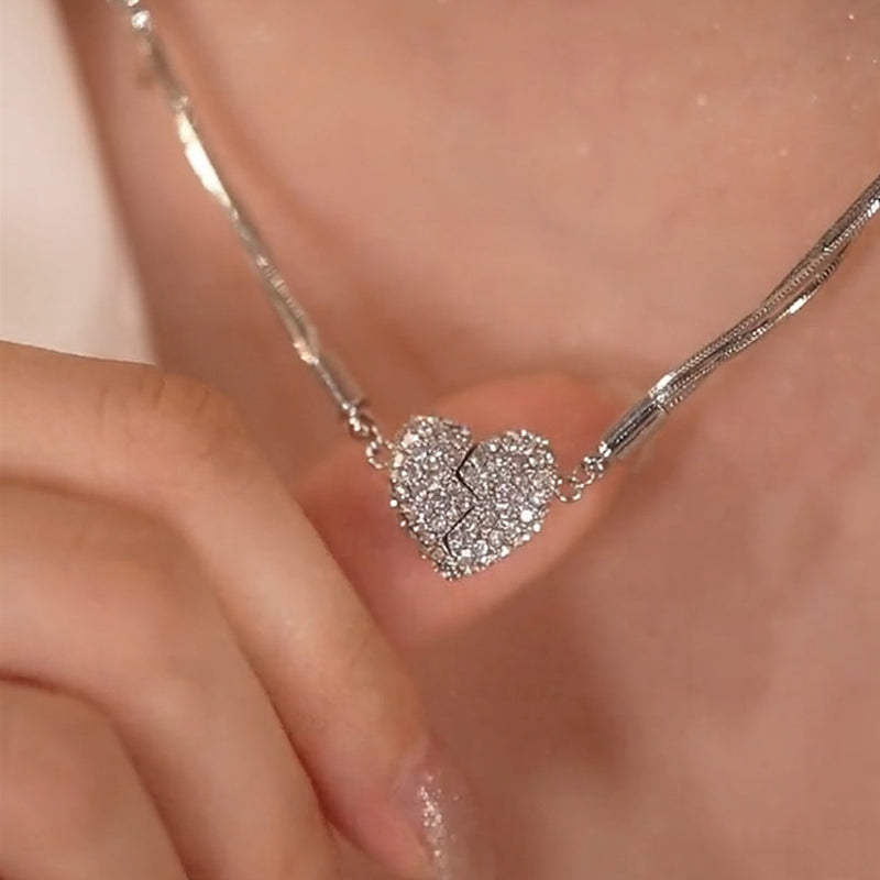 Hartvormige hanger met magnetische sluiting en diamanten
