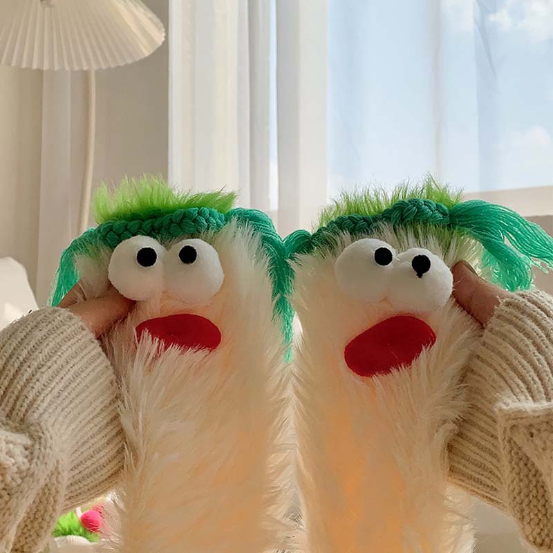 Chaussettes chaudes et moelleuses avec monstre de dessin animé
