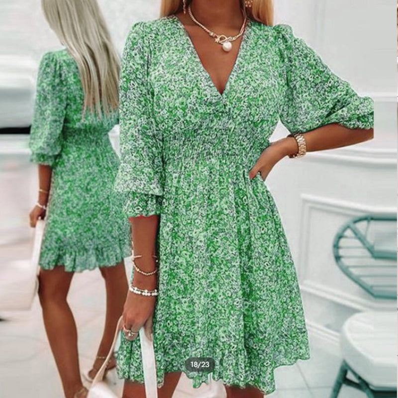 Chicadeau Robe fleurie taille mi-haute à manches bouffantes