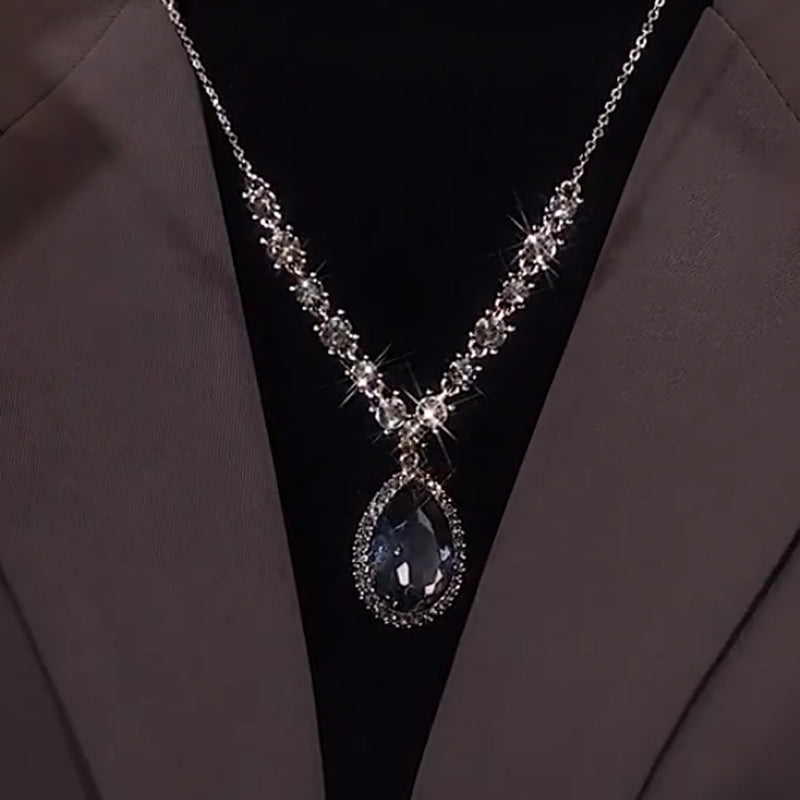 Collier en cristal super étincelant
